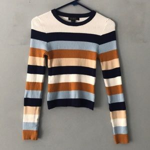 🐰Forever 21 cropped sweater